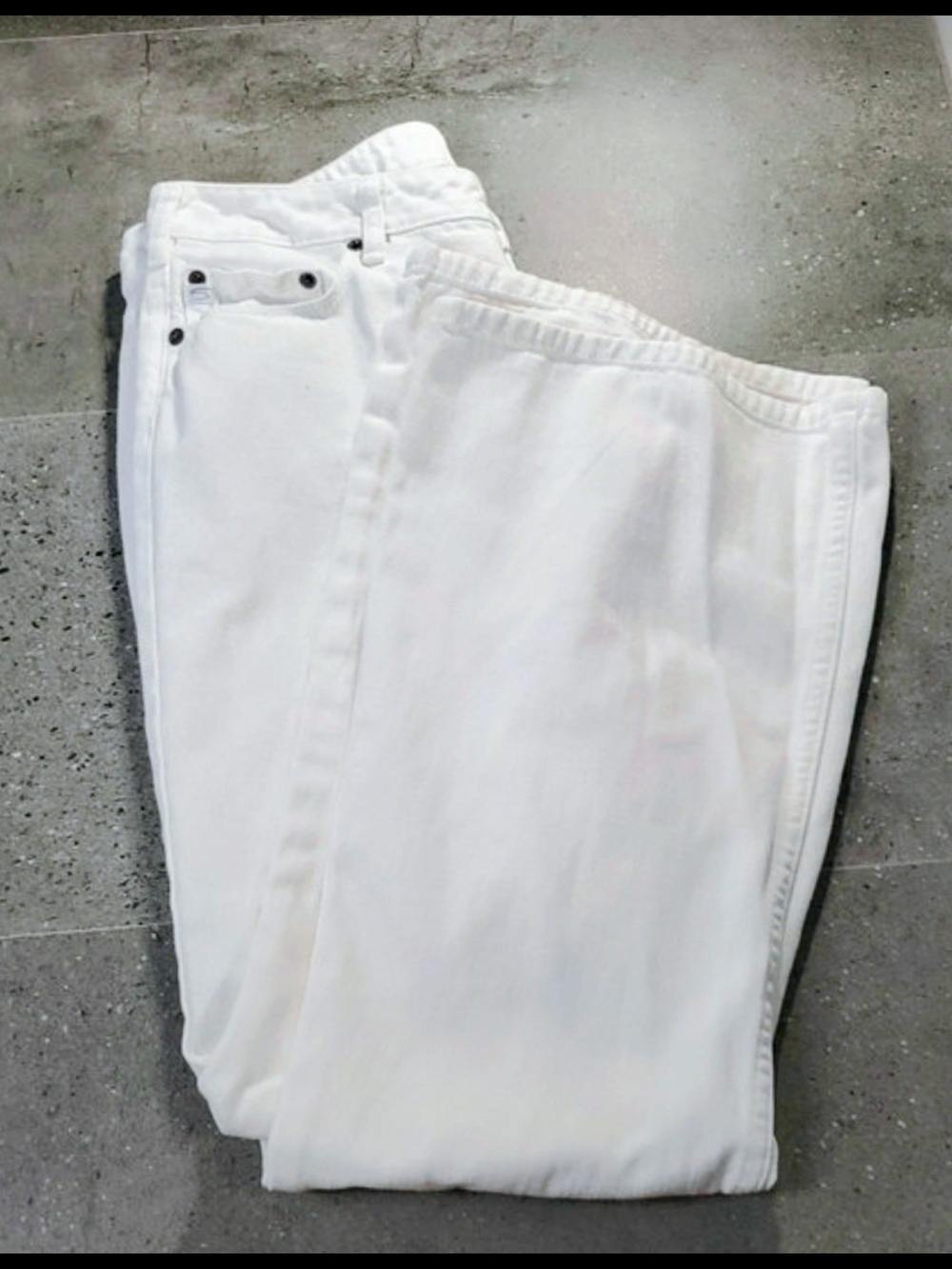 Silver Flare Low Rise White Jeans 30/33